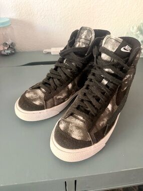Nike Women's Black and Silver Tie dye High-Top Sneakers
